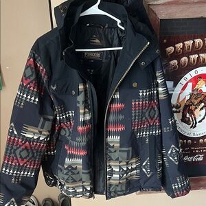 Men's Pendleton coat - Black and Red